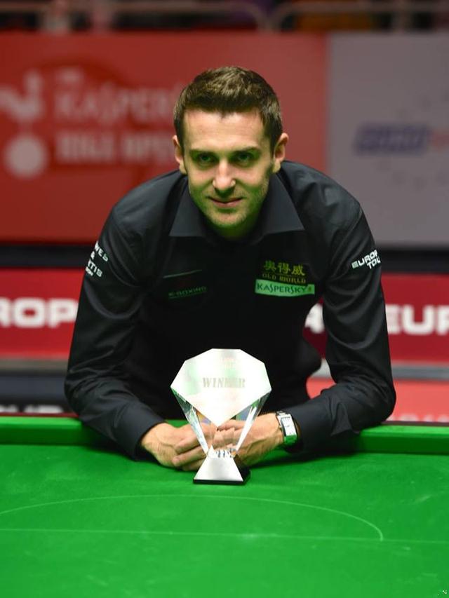 由式滑雪在 由式滑雪在