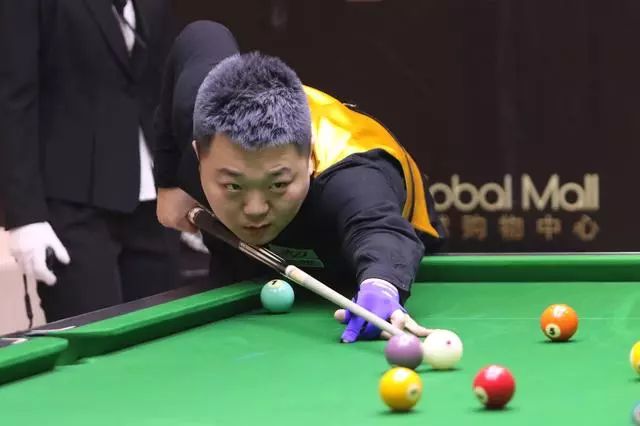 张继科靠的 张继科靠的